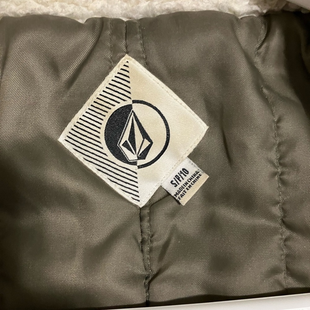 Volcom winter jacket - Picture 3 of 3